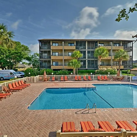 Condo With 2 Balconies - Across From Myrtle Beach!